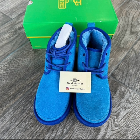 Brand New UGG X Elmo Neumel II “Blue” Kids Boots - Picture 3 of 12